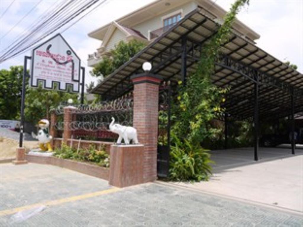 Elephant Blanc Phnom Penh Extérieur photo