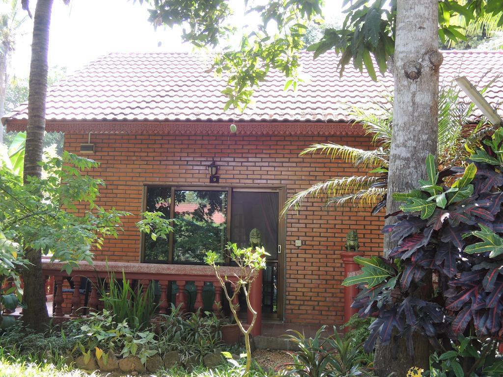 Elephant Blanc Phnom Penh Chambre photo